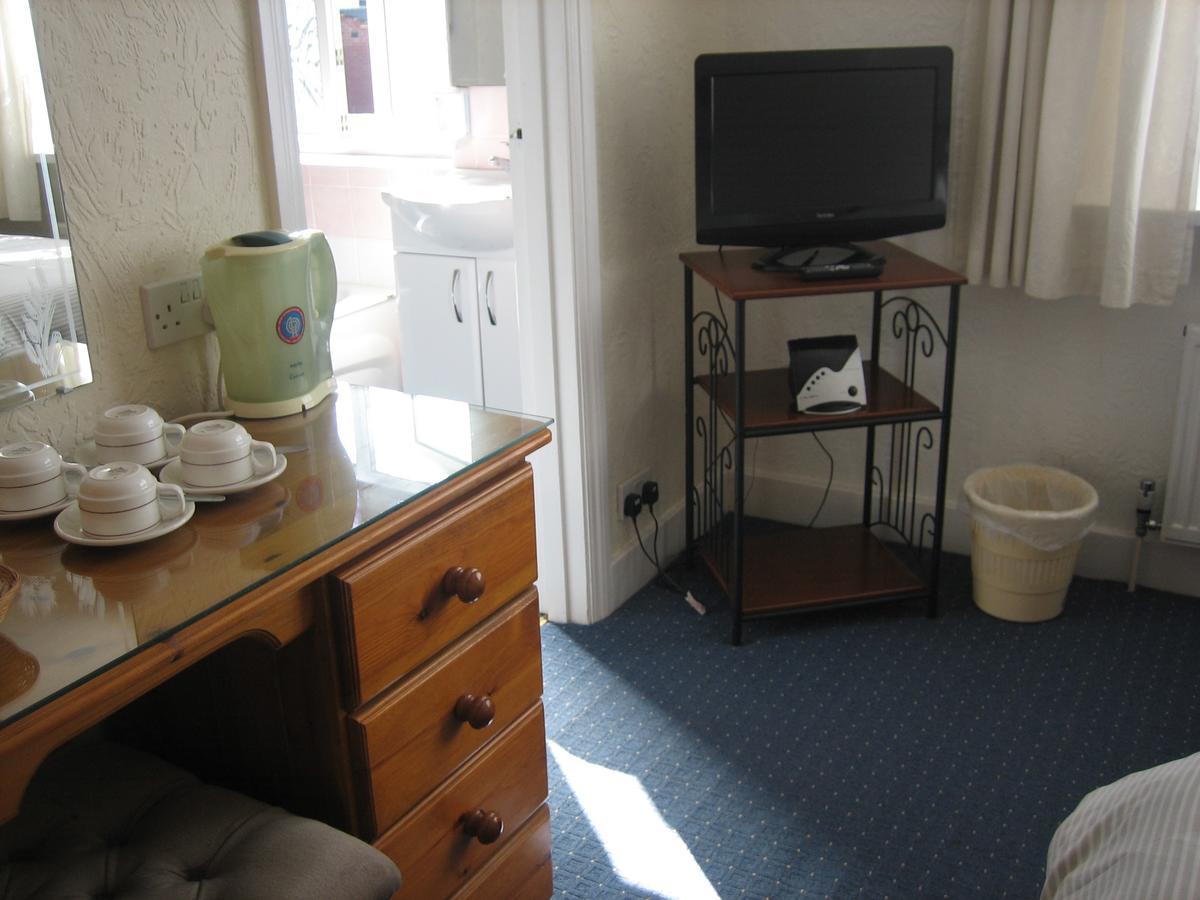 Gables Nest Bed & Breakfast Birmingham Bagian luar foto