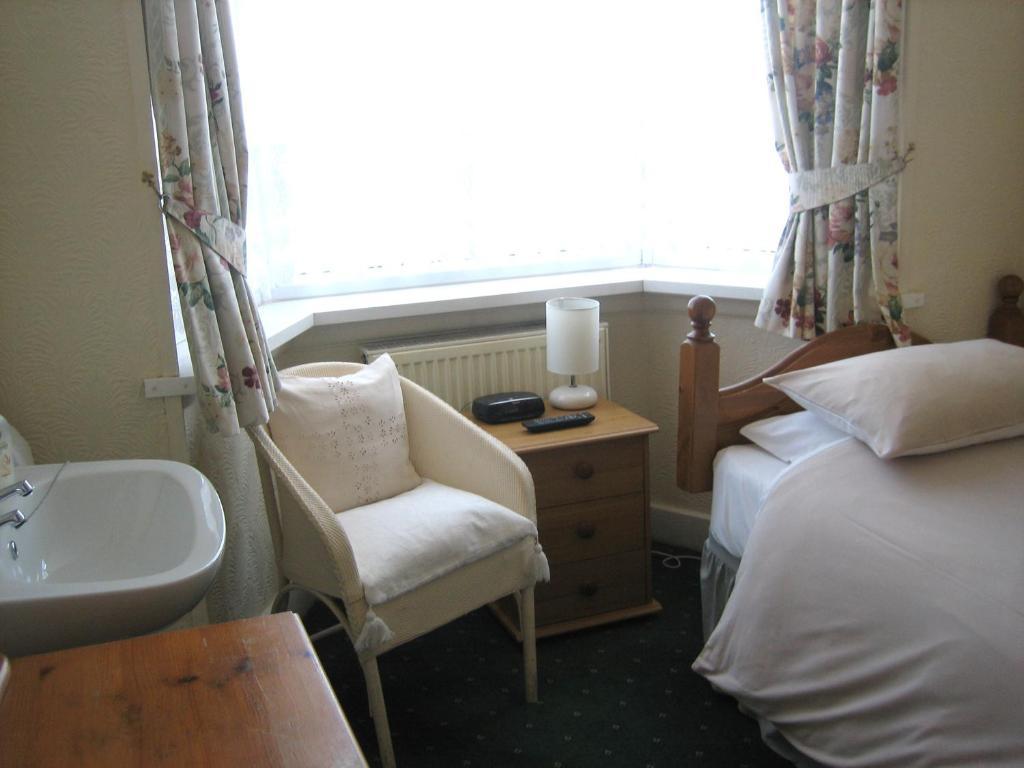 Gables Nest Bed & Breakfast Birmingham Ruang foto